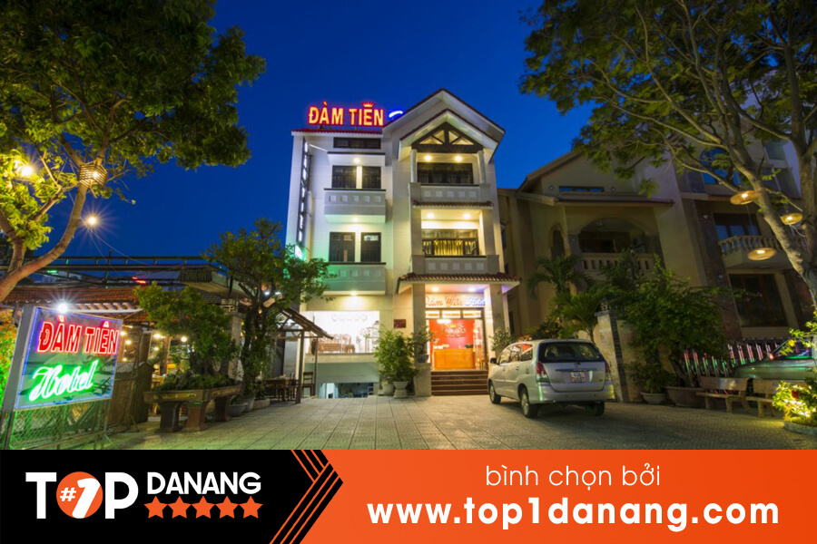 Khách sạn nằm trên đường Phạm Văn Đồng Đà Nẵng