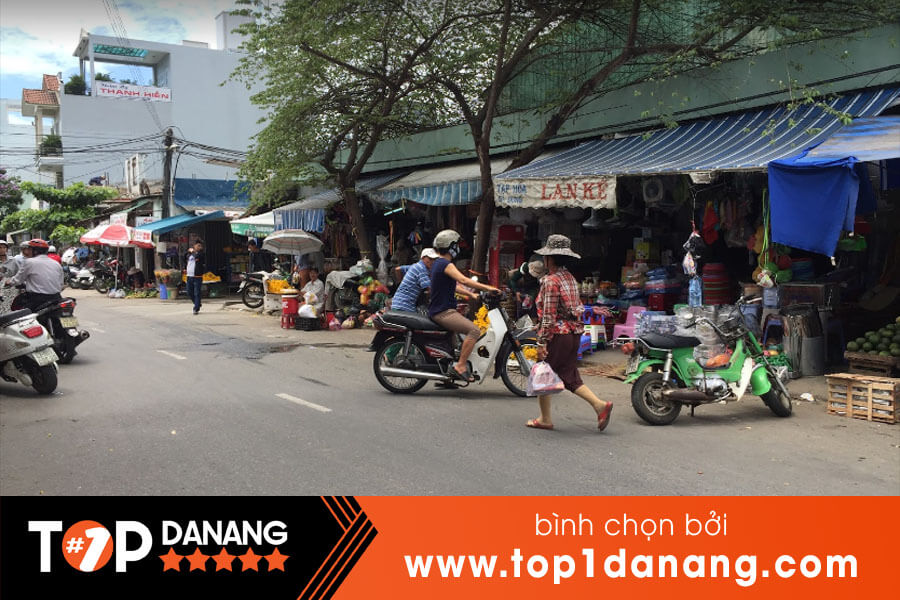 Chợ Quán Hộ ở Đà Nẵng  
