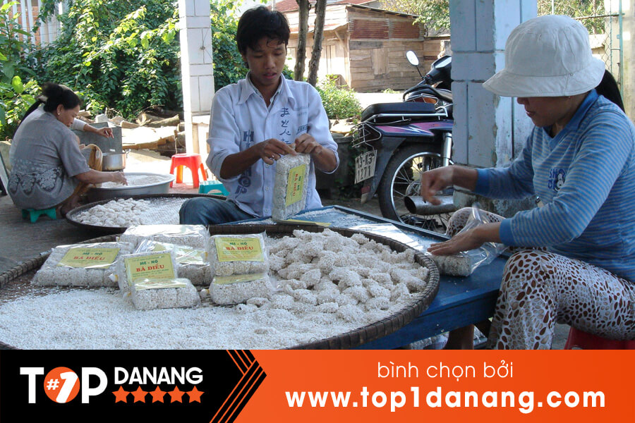 Làng nghề cổ tại Đà Nẵng - Bánh Khô Mè Cẩm Lệ