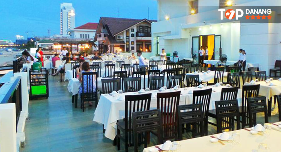Nhà hàng hải sản 4U Biển Đà Nẵng