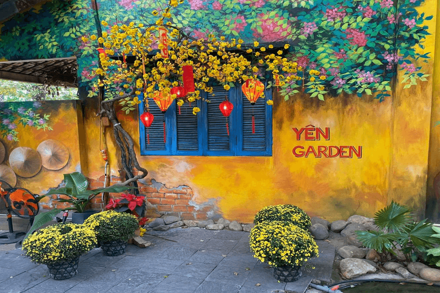 Quán cafe cổ xưa ở Đà Nẵng - Yên Garden Cafe